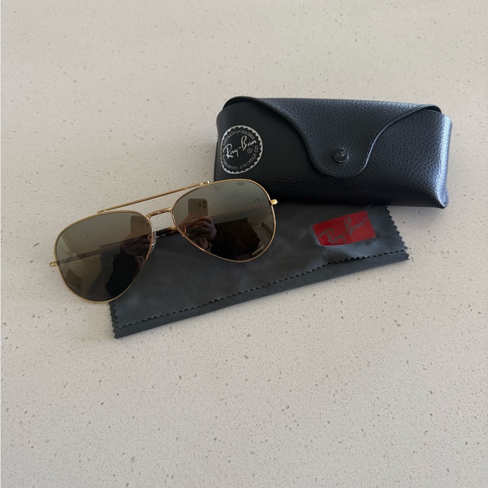 Ray Ban Polarized Oversized Aviators, Gold Frames - Picture 7 of 8